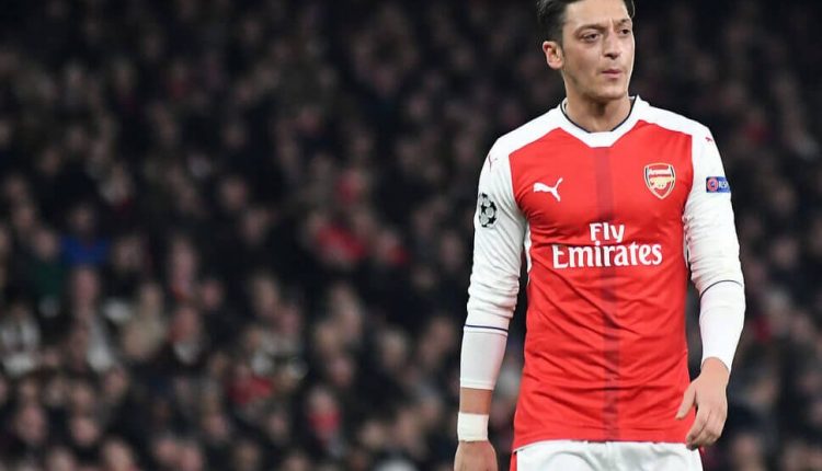 Mesut Ozil’s Charm Campaign Won’t Resurrect Arsenal His Career