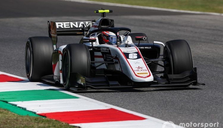 Mugello F2: Lundgaard dominates sprint race, Vips on podium
