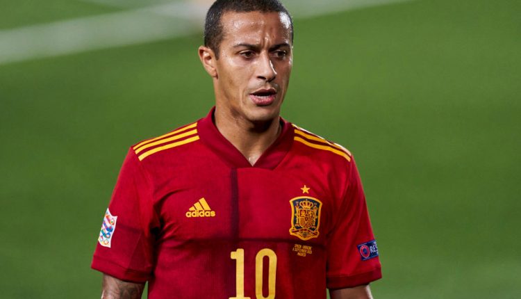 Jamie Carragher reacts to Liverpool’s deal to sign Thiago Alcantara
