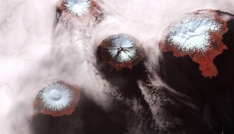 Alaska islands may be part of single, massive volcano