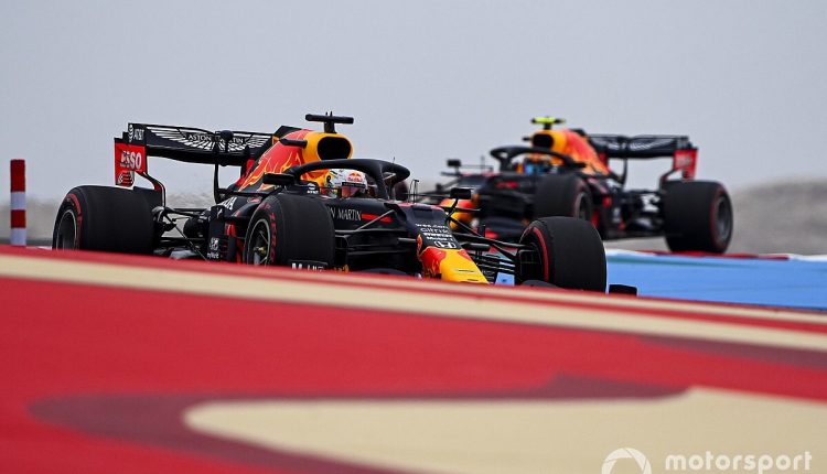 Red Bull strikes deal to keep using Honda engines until 2025
