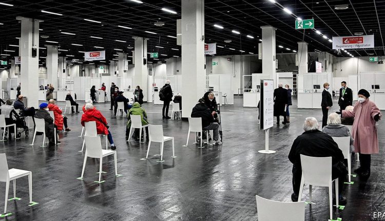 Companies take charge of Germany’s vaccination drive