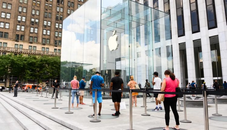 Apple has officially reopened all of its US store locations