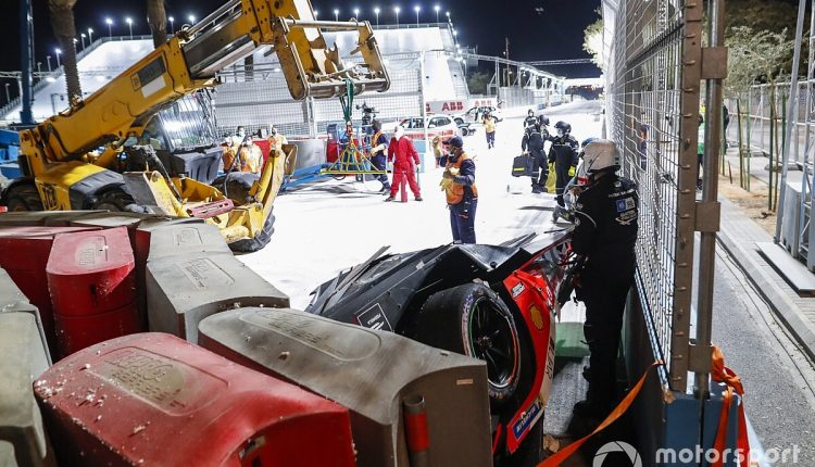 Lynn “100% fit” with no injuries after Diriyah FE crash