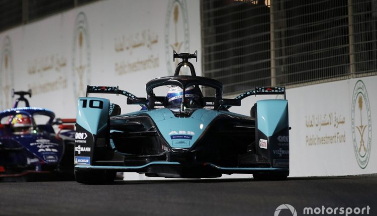 Bird outsmarted Frijns in energy management