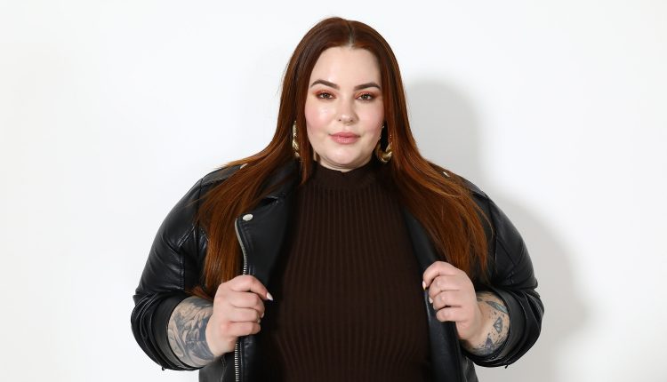 Tess Holliday Reveals She’s ‘Anorexic and In Recovery’