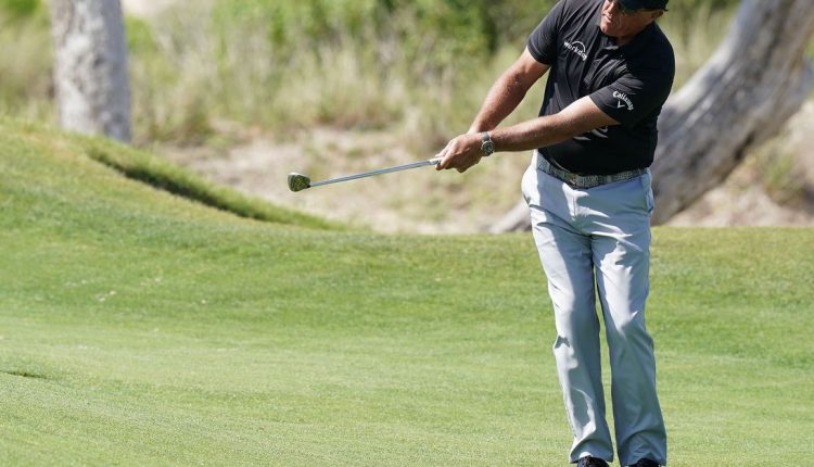 Major history beckons for middle-aged Mickelson at PGA Championship