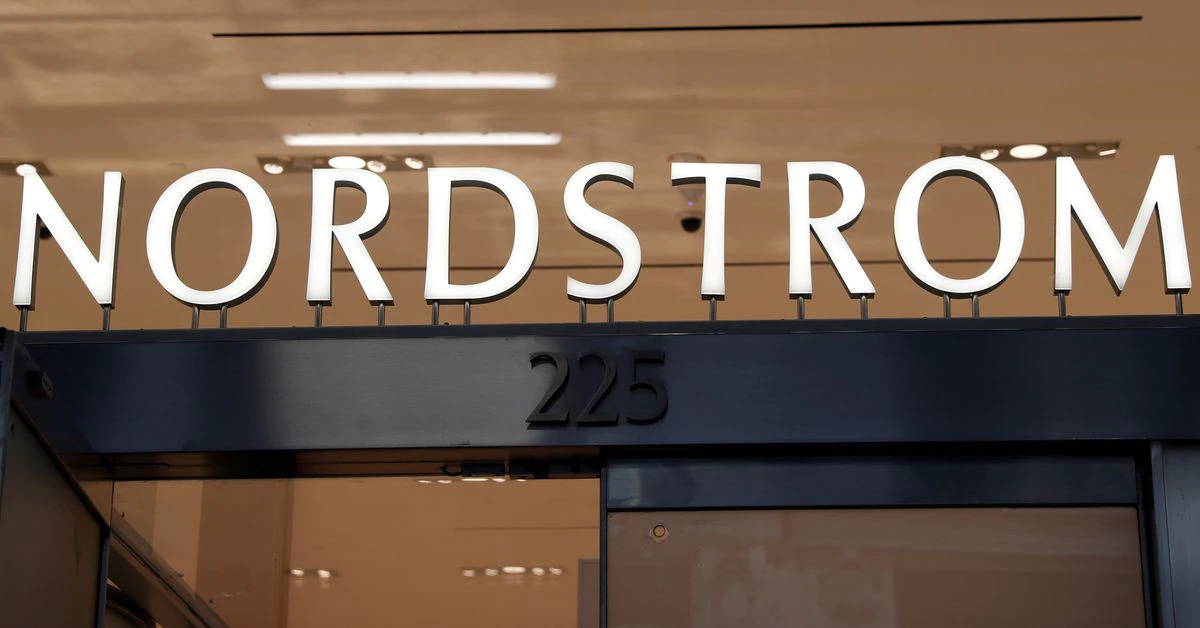 Nordstrom beats quarterly revenue estimates