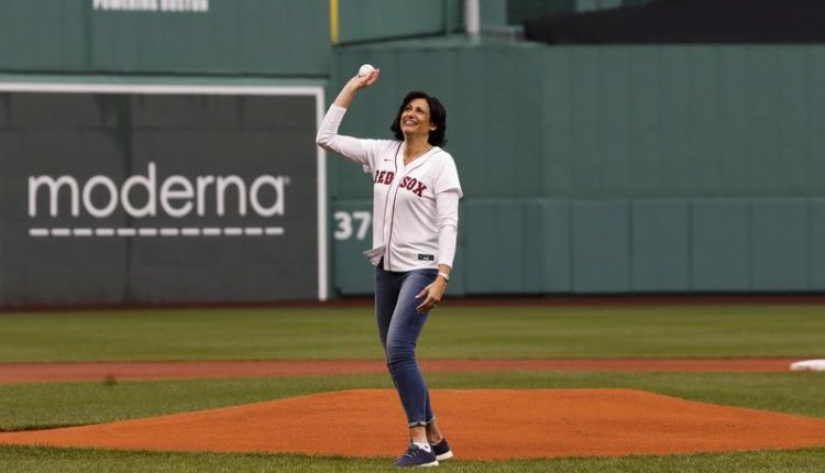 Red Sox beat Marlins for seventh win in nine games