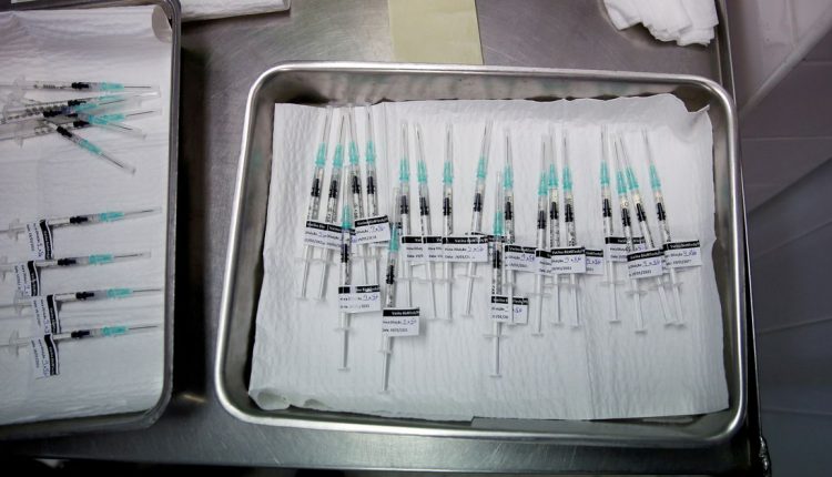 Portugal plans to give COVID shots to 20-year-olds in August