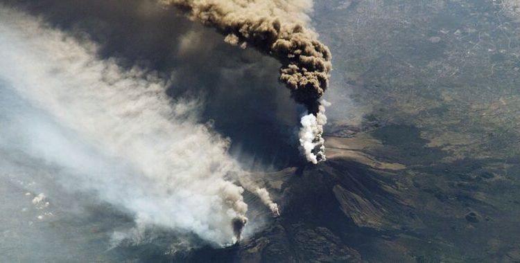 Ecological impacts of solar geoengineering are highly uncertain