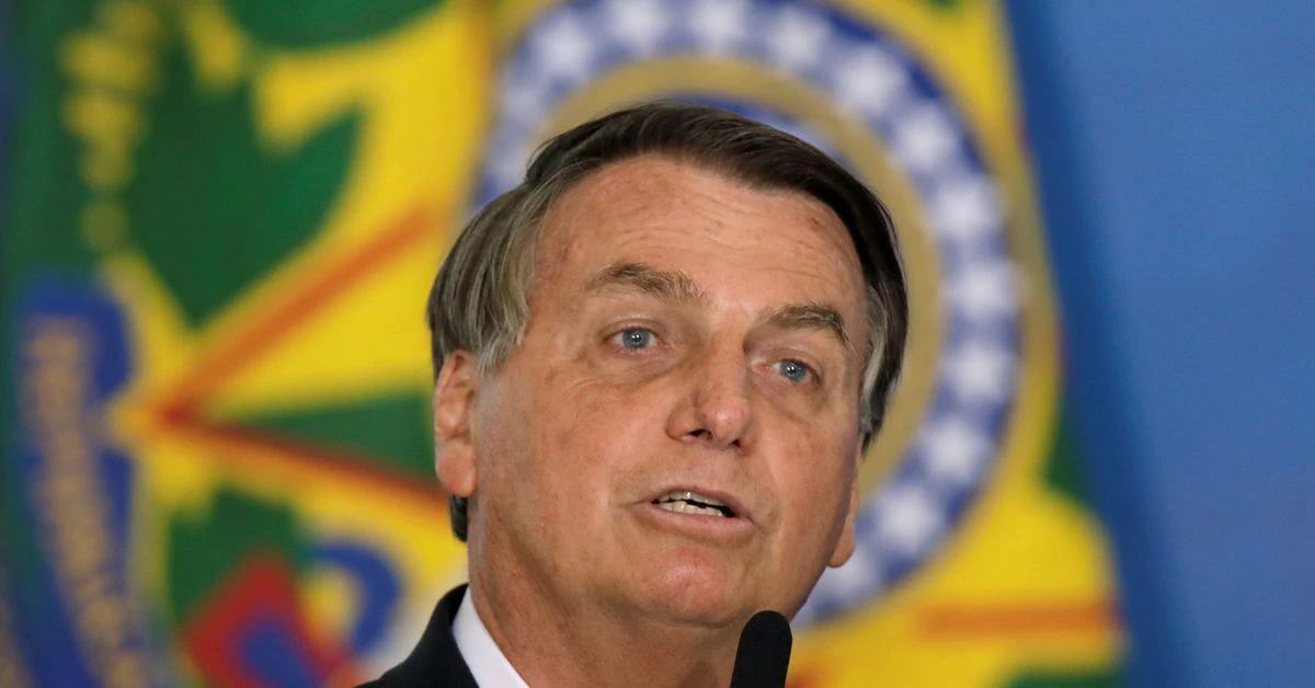 Brazil plans to allow vaccinated people not to need face masks -Bolsonaro