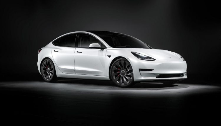 Tesla’s Full Self-Driving subscription is coming soon