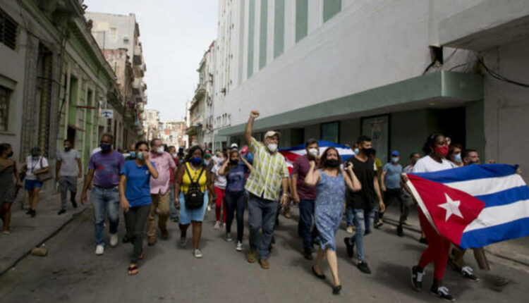 Biden: U.S.”stands firmly” with people of Cuba amid rare anti-government protests