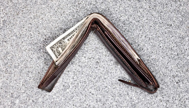 Research: When a Higher Minimum Wage Leads to Lower Compensation