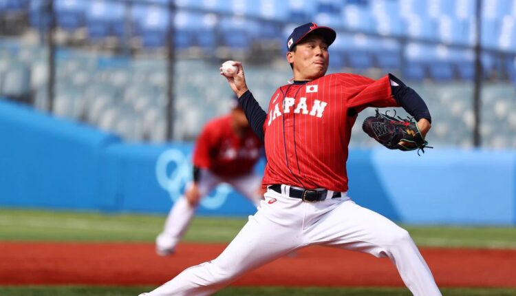 Baseball-Japan slug Mexico 7-4 to advance to quarter-finals