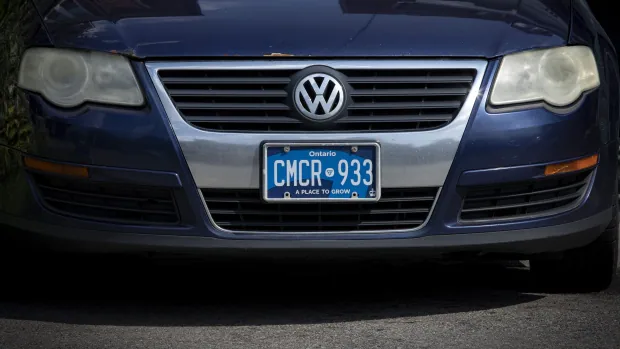 Ontario government ignored warnings before bungled blue licence plate rollout, documents show