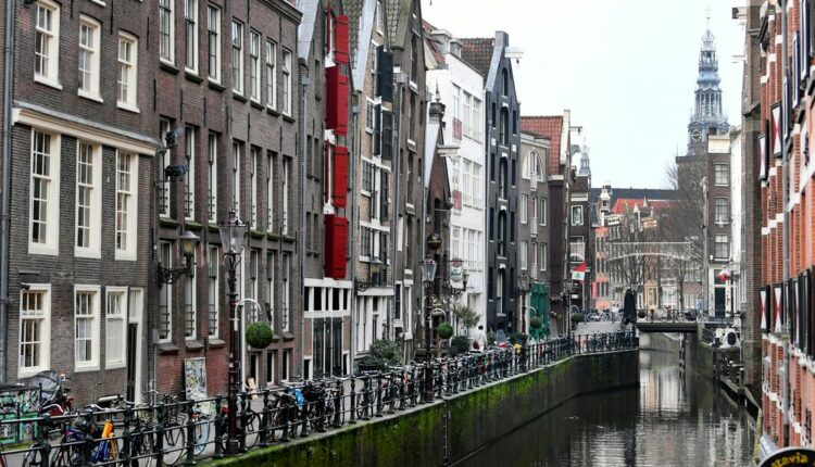Dutch to introduce ‘corona’ pass despite strong opposition