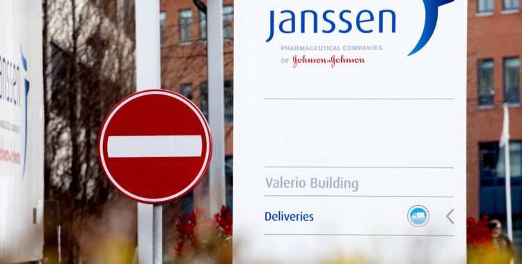 Pause of J&J vaccine was the right call, say 88% of polled Americans