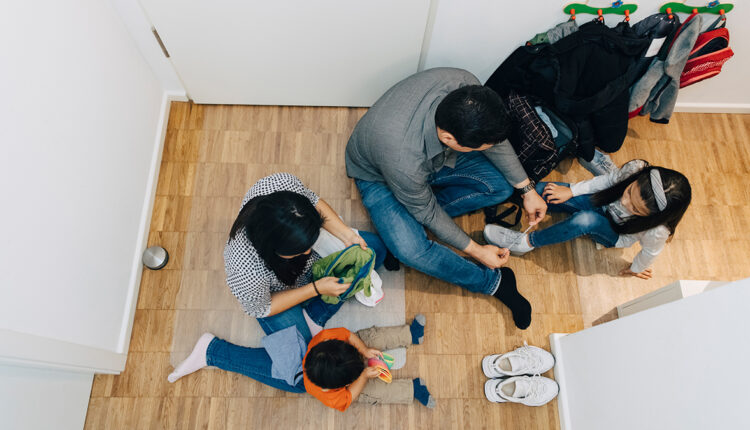 4 Tips to Manage Childcare When You Go Back to the Office