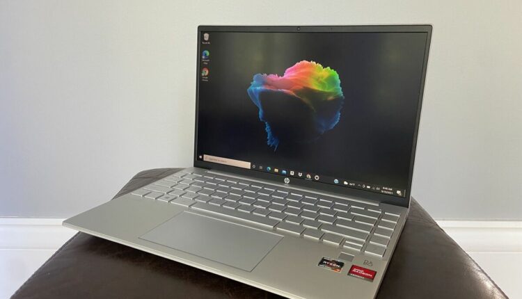 HP Pavilion Aero 13: Light on price and weight, heavy on style and power