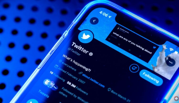 Twitter is now testing out edge-to-edge Tweets on iOS