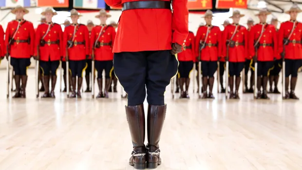 With Mounties due for a pay bump, cash-strapped municipalities seek reprieve from Ottawa