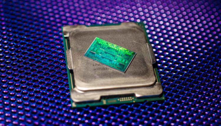 Early benchmarks show how Intel’s Core i9-12900K is coming after the Ryzen 9 5950X’s performance crown