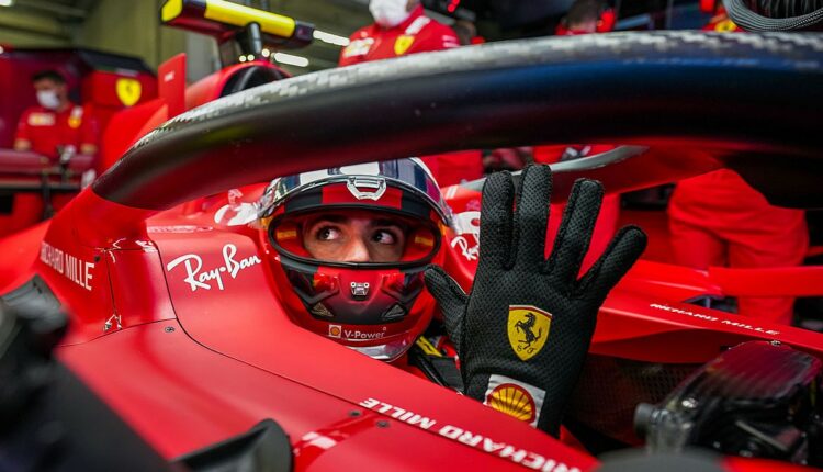 Sainz on Ferrari F1 life: Signing contract in his pyjamas, nervous fans and his breakthrough